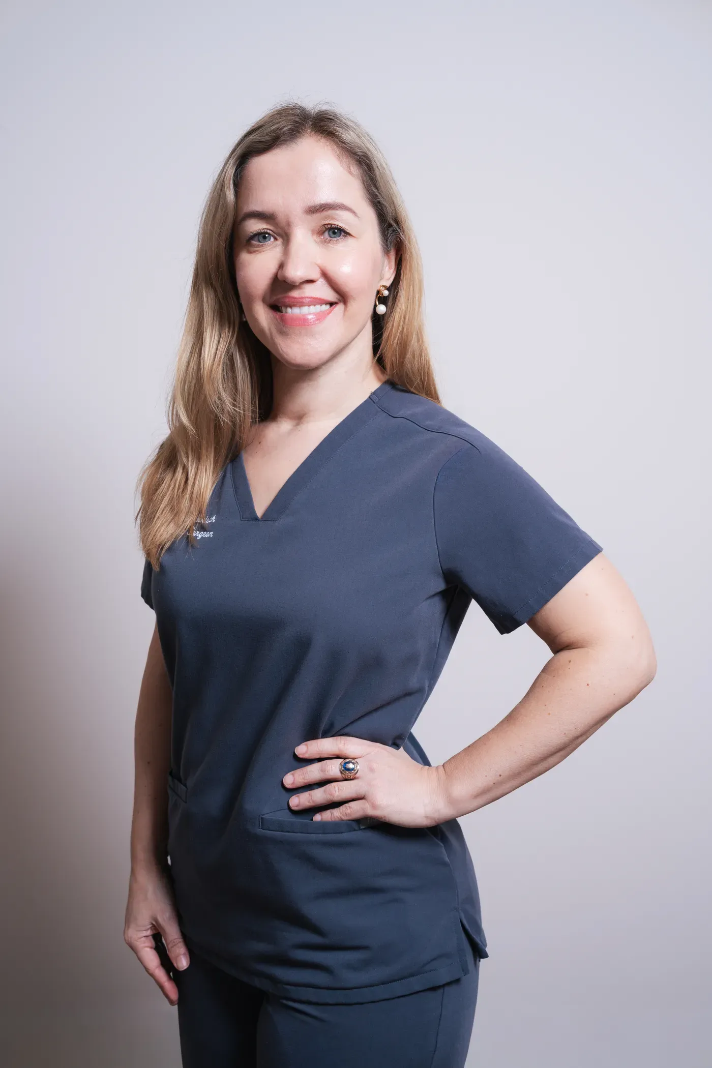 Sylvia Nikisch, Fachärztin für Plastische, Rekonstruktive und Ästhetische Chirurgie in Frankfurt